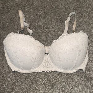 Victoria's Secret White Lace Bra